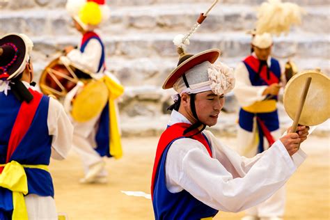 세부 액티비티: 한국의 전통 문화와 현대적 변주